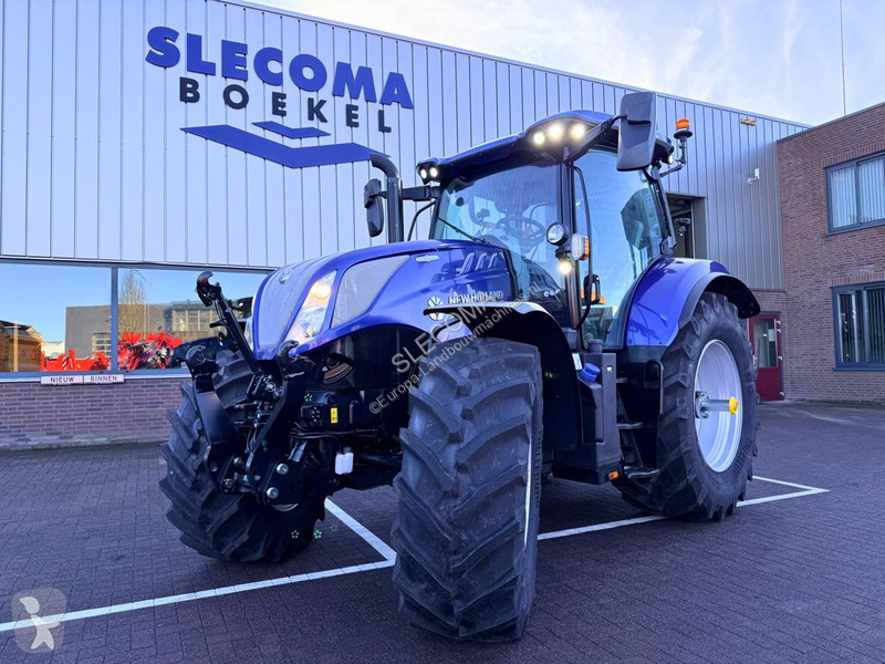 New Holland T6.180 AC Stage V Blue Power tractor