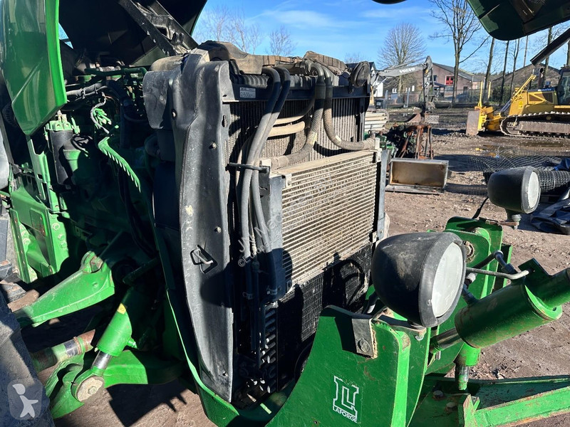 Lantbrukstraktor John Deere 8120 Powershift