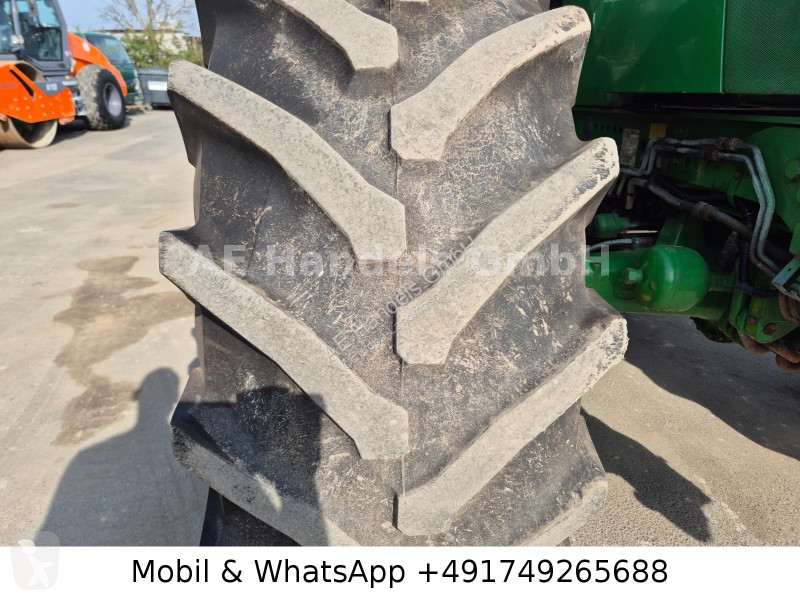 Landbrugstraktor John Deere 6215R  6,8L 188KW...