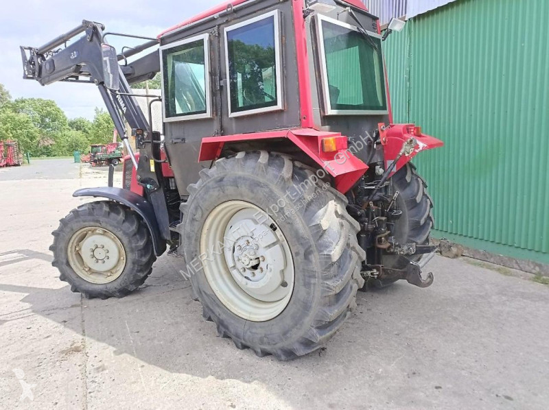 Lantbrukstraktor Belarus  MTS 820