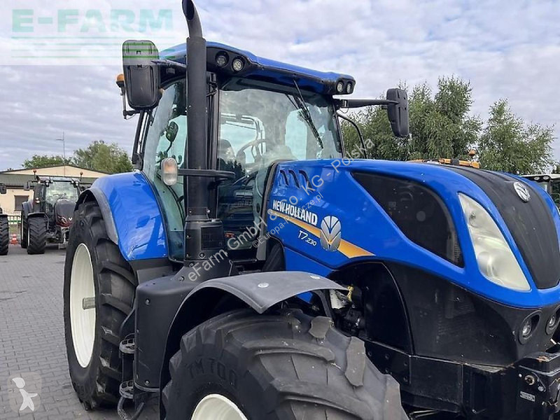 Traktor New Holland  t7.230 power command