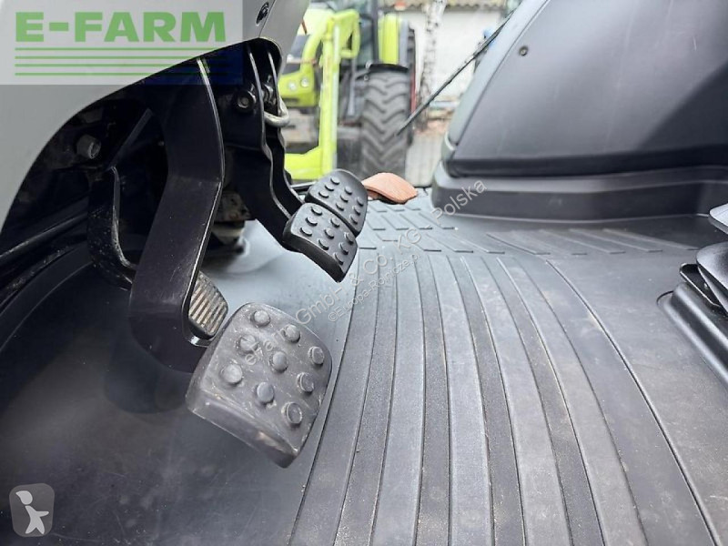 Valtra  t234 versu tractor