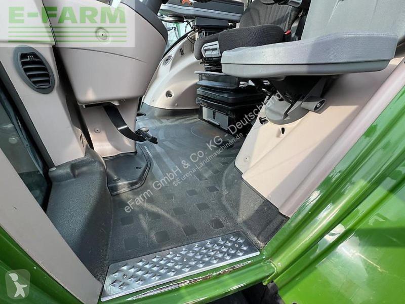 Landbrugstraktor Fendt  826 vario profiplus...