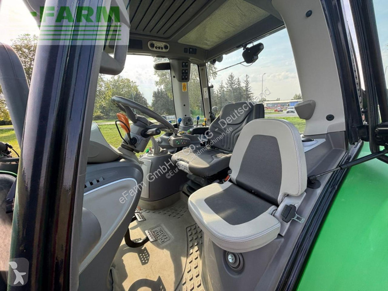 Lantbrukstraktor Deutz-Fahr  6155 Agrotron