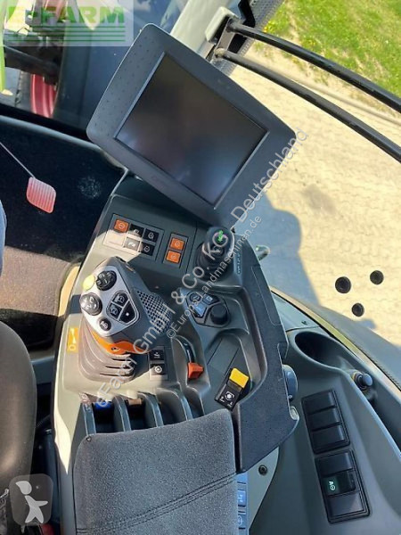 Lantbrukstraktor Claas  axion 830 cmatic