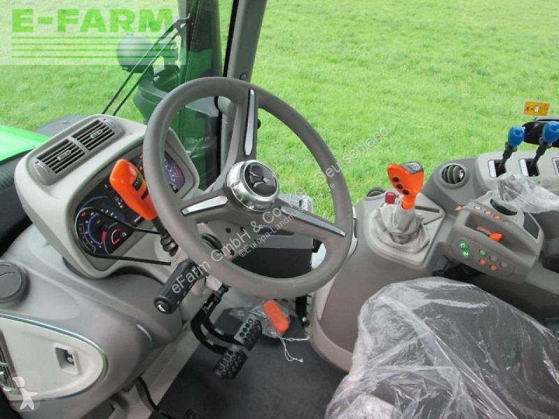 Lantbrukstraktor Deutz-Fahr powershift