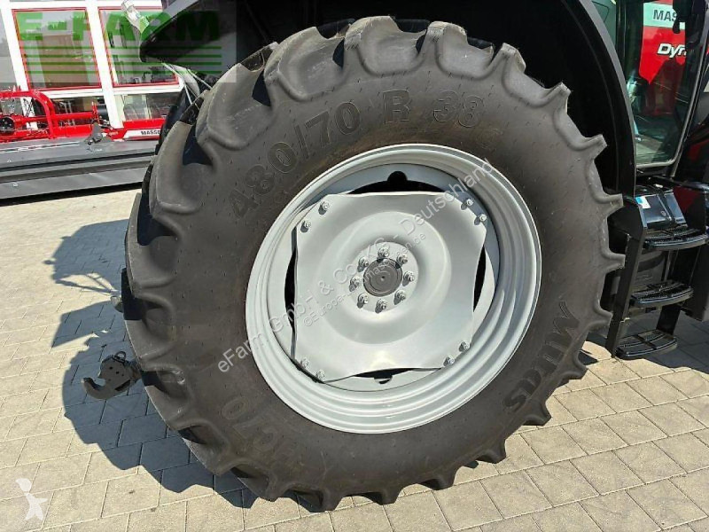 Landbrugstraktor Massey Ferguson  5711 m