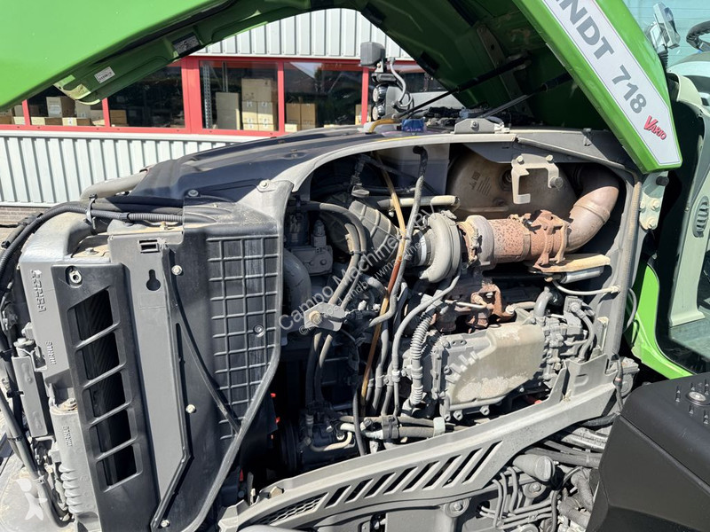 Fendt 718 Vario S4 PowerPlus tractor