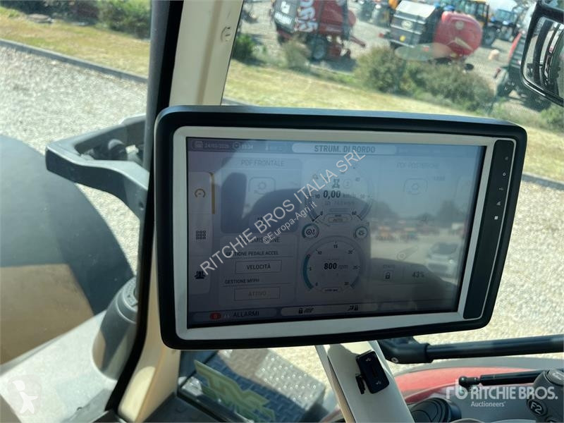 Tractor  X8.680 VT Drive