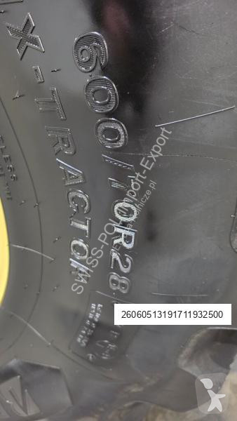 Traktor John Deere 6215 R