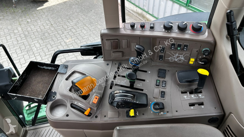 Lantbrukstraktor John Deere 619