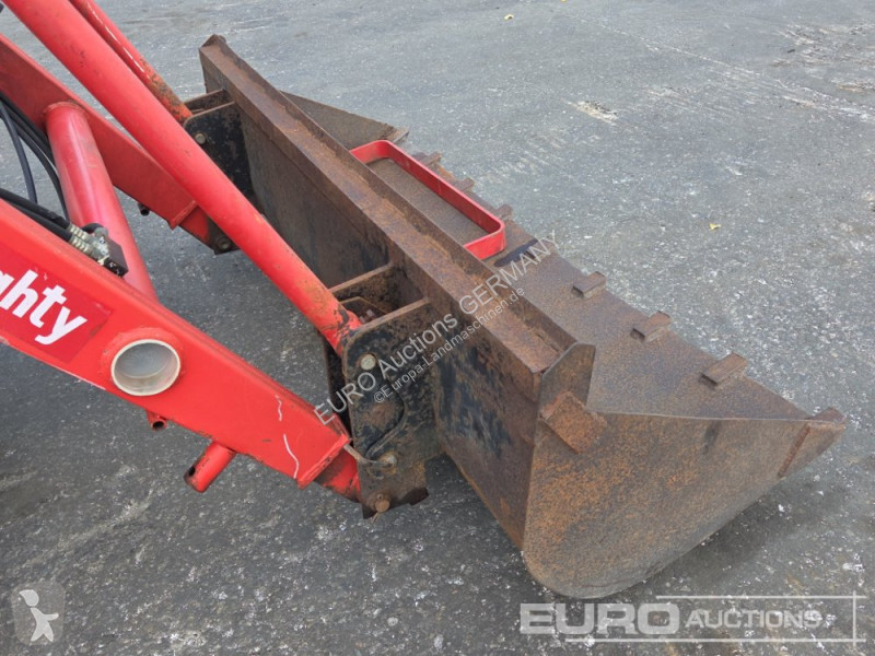 Lantbrukstraktor Shibaura SD2243