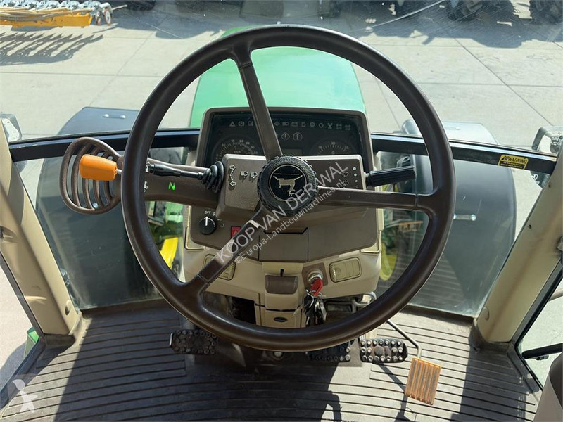 Lantbrukstraktor John Deere 6810 PQ