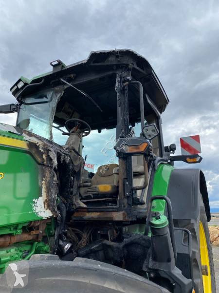 Lantbrukstraktor John Deere 7R330...
