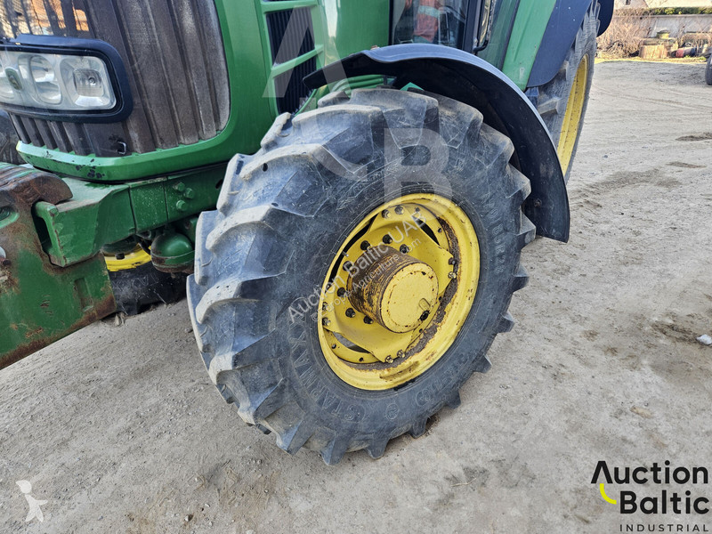 Lantbrukstraktor John Deere 6630 Premium