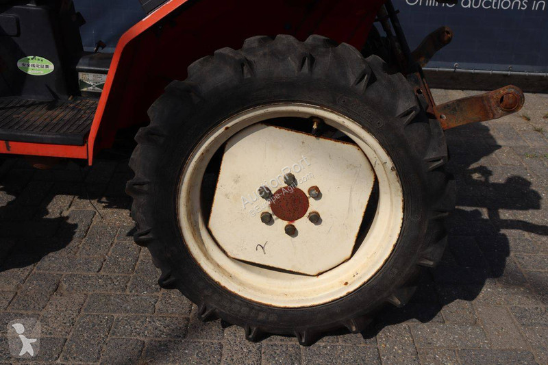 Tractor Yanmar F155D
