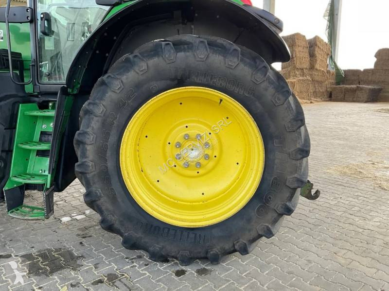 Lantbrukstraktor John Deere 6195M