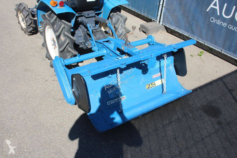 Lantbrukstraktor Mitsubishi MT1301D