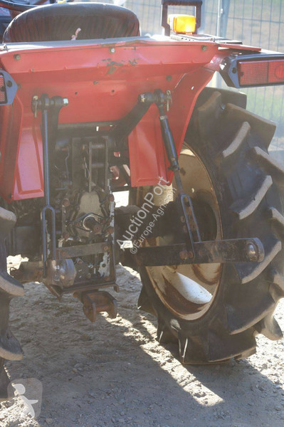 جرار زراعي Yanmar F18D