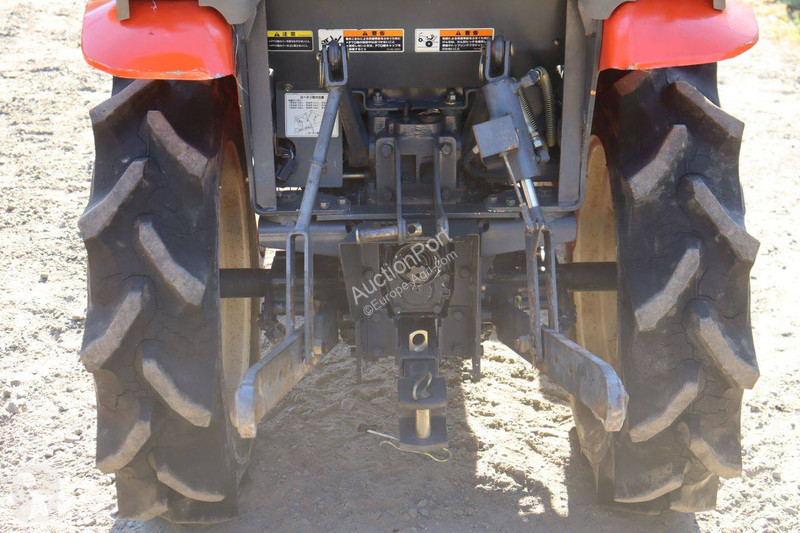 جرار زراعي Kubota GB16