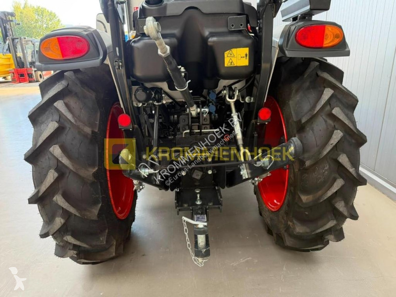 Zemědělský traktor  CT 2025 Front loader FL7