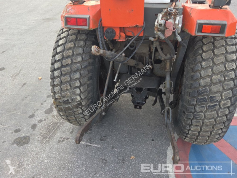 Tractor Kubota ST30