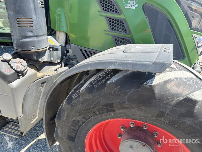 Сільськогосподарський трактор Fendt 718 Vario...