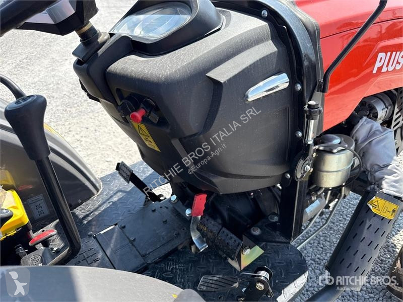 Сільськогосподарський трактор  TT604 4WD...