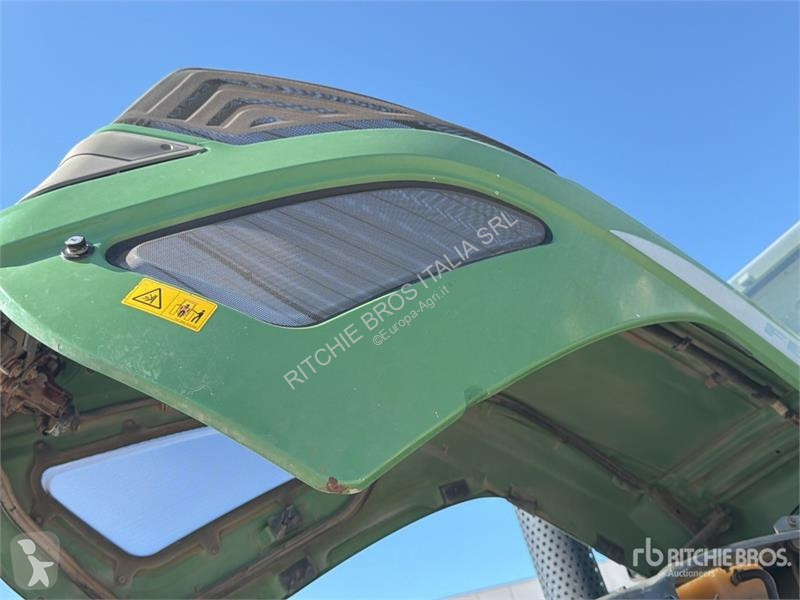 Сільськогосподарський трактор Fendt 724 Vario...