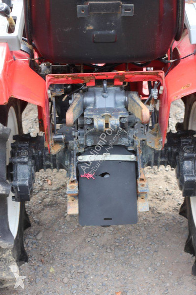 Сільськогосподарський трактор Yanmar Ke-2D