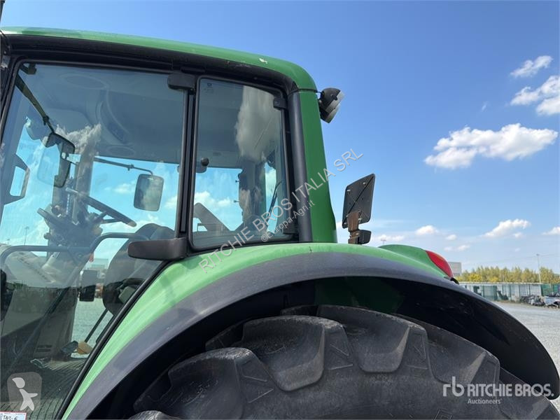 Tractor John Deere 6930 4WD Tractor