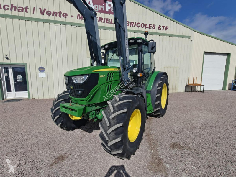 Mezőgazdasági traktor John Deere 6125R