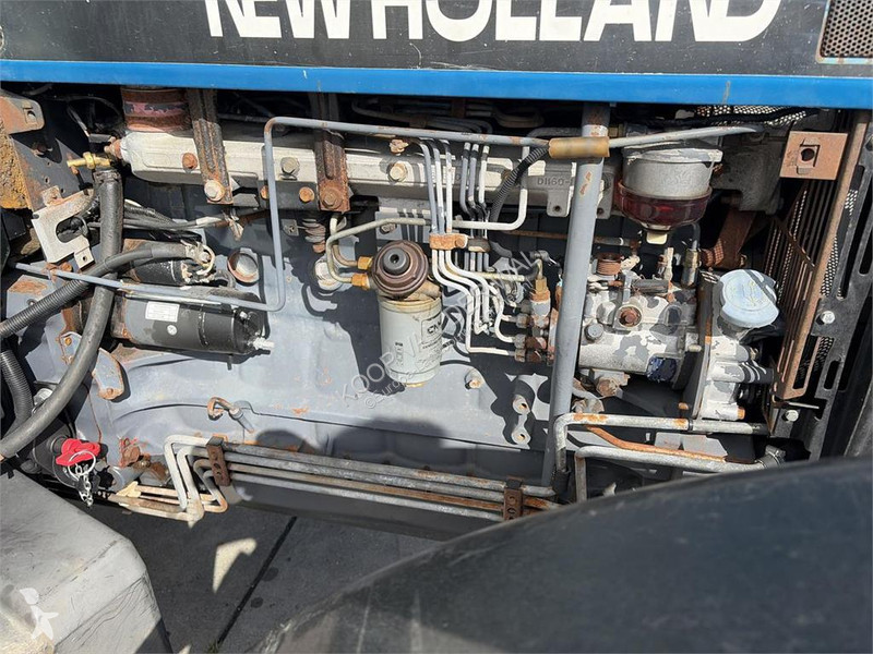 Tractor New Holland 8340 SLE