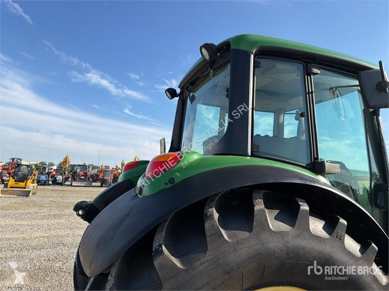 Tractor John Deere 6630 4WD Tractor