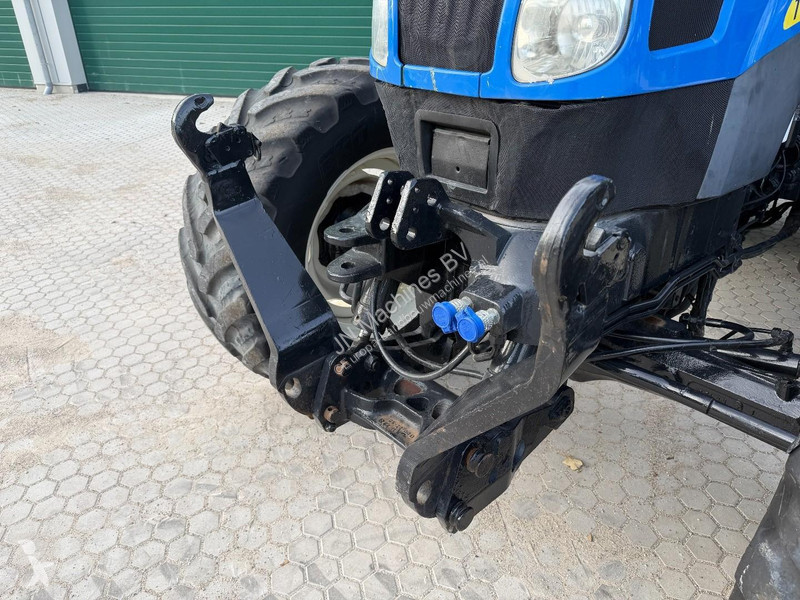 Mezőgazdasági traktor New Holland T6050