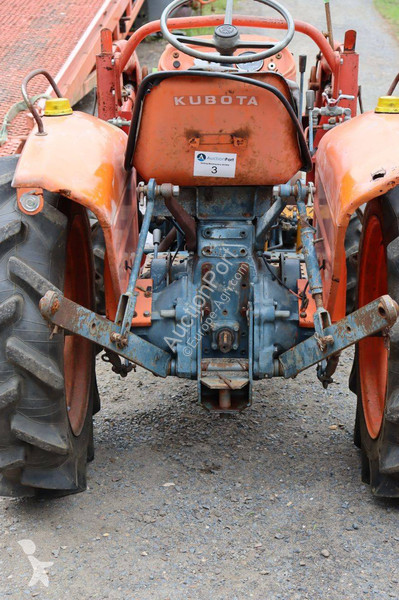 Kubota L2000DT tractor