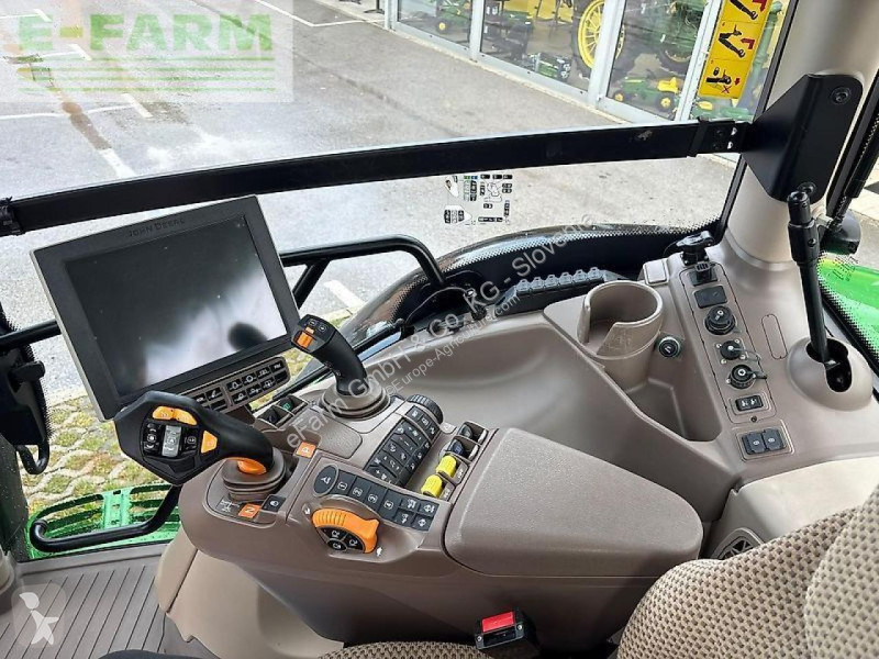 Ciągnik John Deere  6r 155