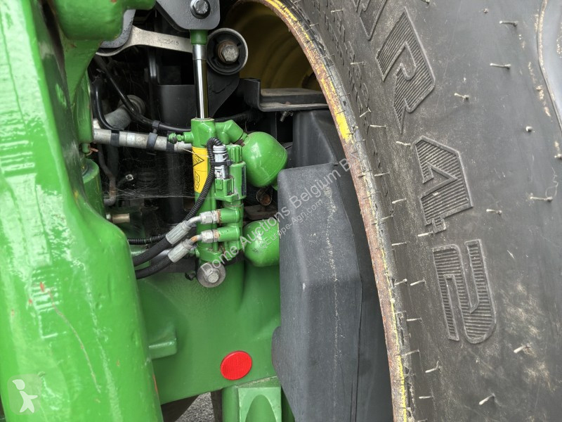 Ciągnik John Deere 6230R