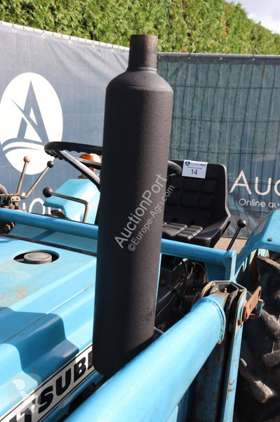 Tractor agrícola Mitsubishi D2000
