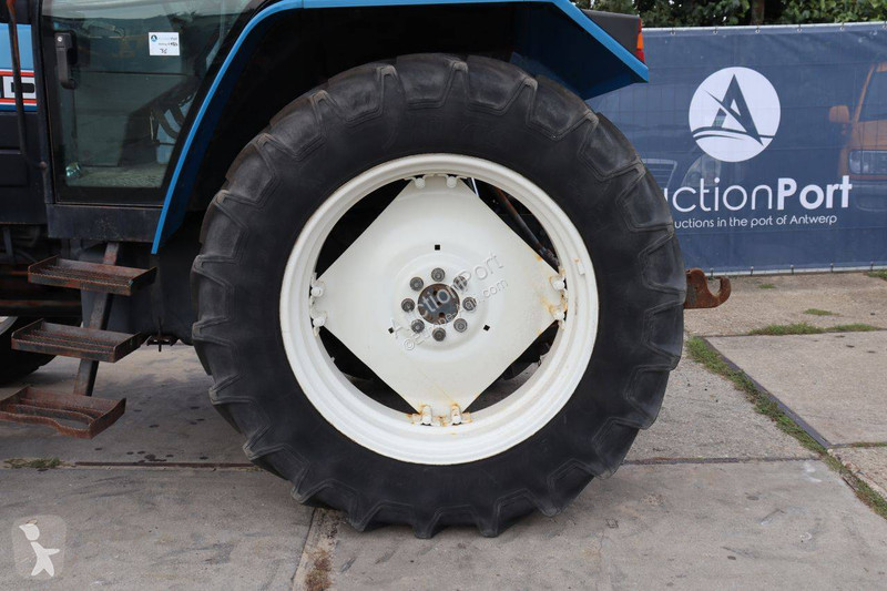 Tractor agrícola Ford 6640