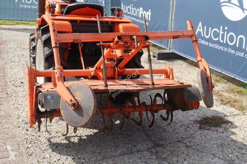 Tracteur agricole Kubota ZB1600