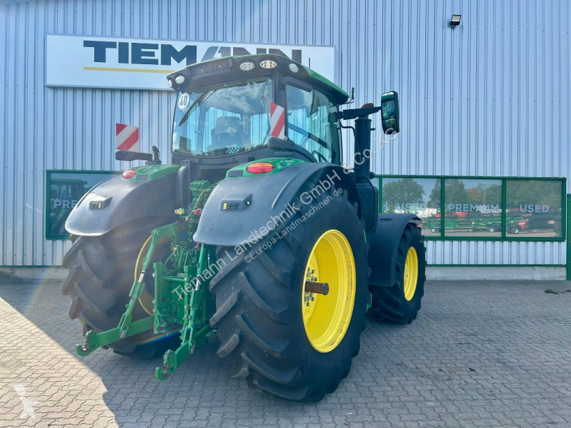 John Deere 250 tractor