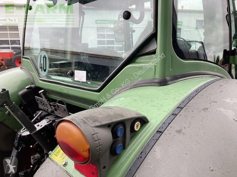 Tracteur agricole Fendt  211 vario
