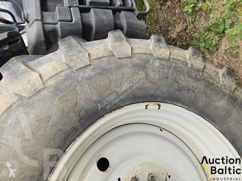 Tracteur agricole Valtra