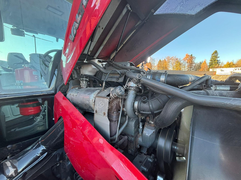 Zemědělský traktor Valtra D 4x4 50 km/h