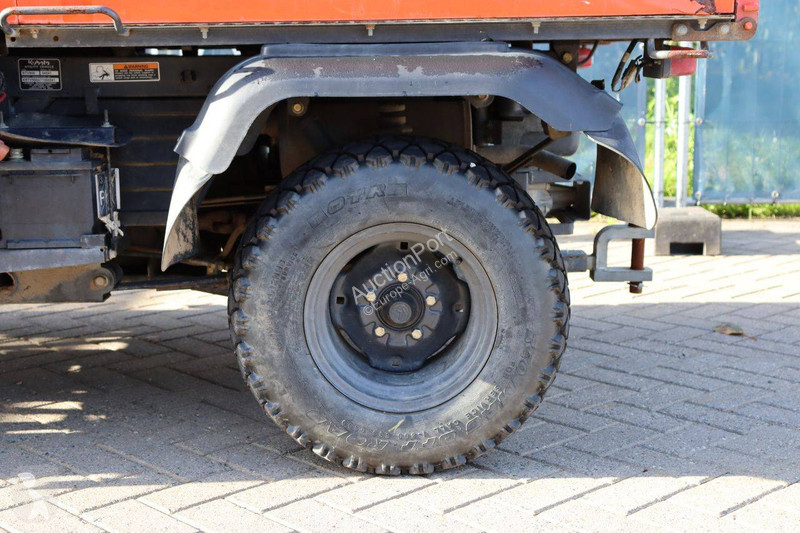 Zemědělský traktor Kubota RTV900