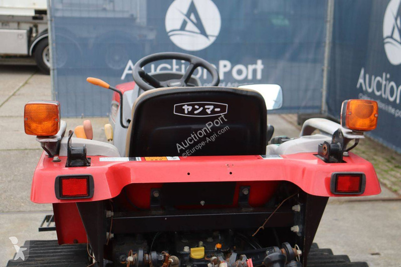 Zemědělský traktor Yanmar CT118
