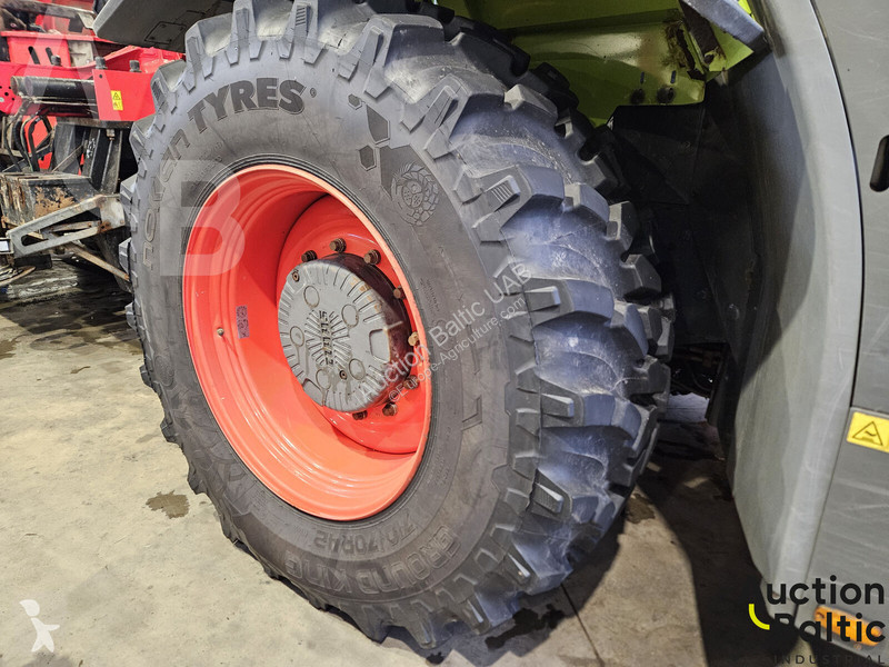 Zemědělský traktor Claas Xerion 5000 Trac