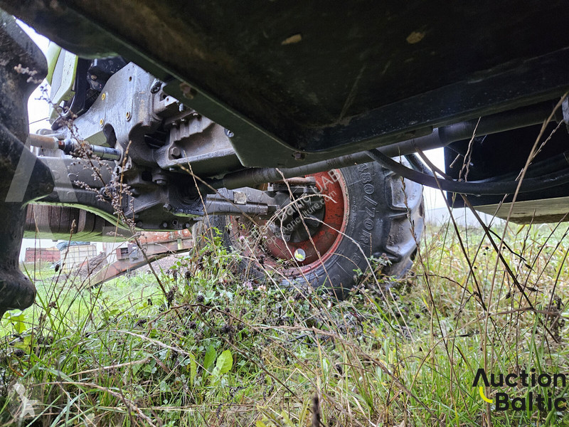 Tractor Claas Arion 640