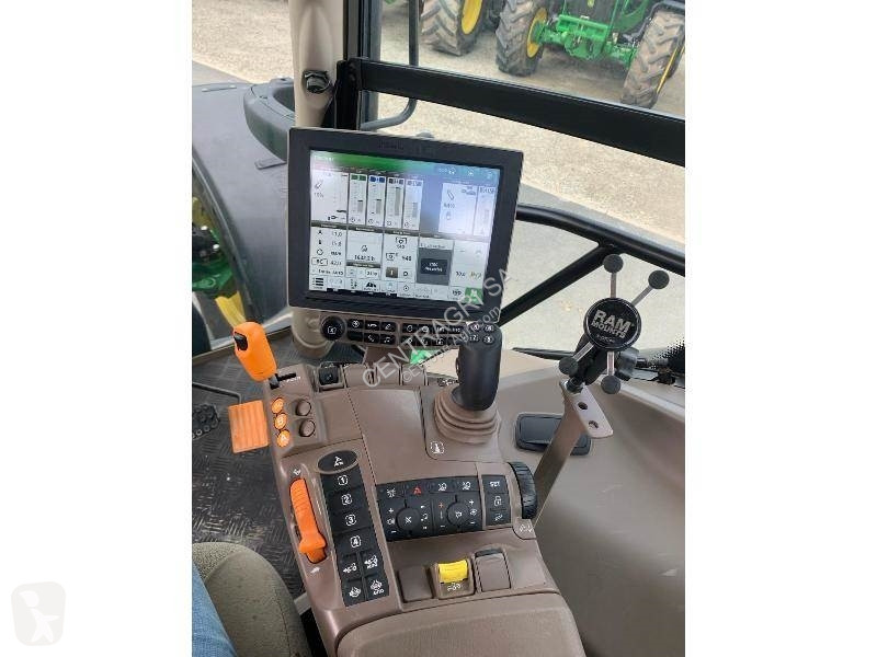 Lantbrukstraktor John Deere 6155R